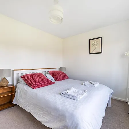 Spacious One Bed Apartment In A Quiet Leafy Close. Barnstaple Exterior photo